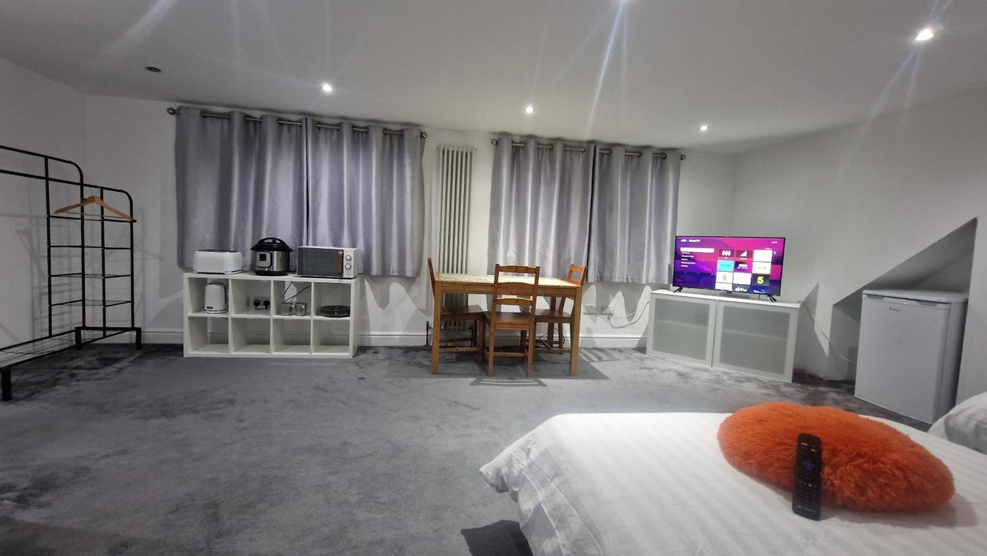 Snoozeden Westmead, Windsor Apartment ภายนอก รูปภาพ