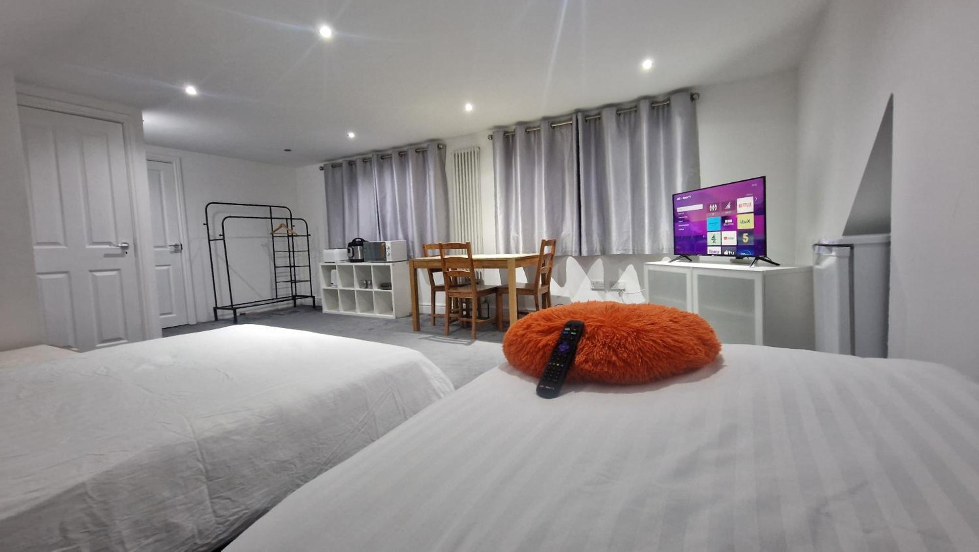 Snoozeden Westmead, Windsor Apartment ภายนอก รูปภาพ
