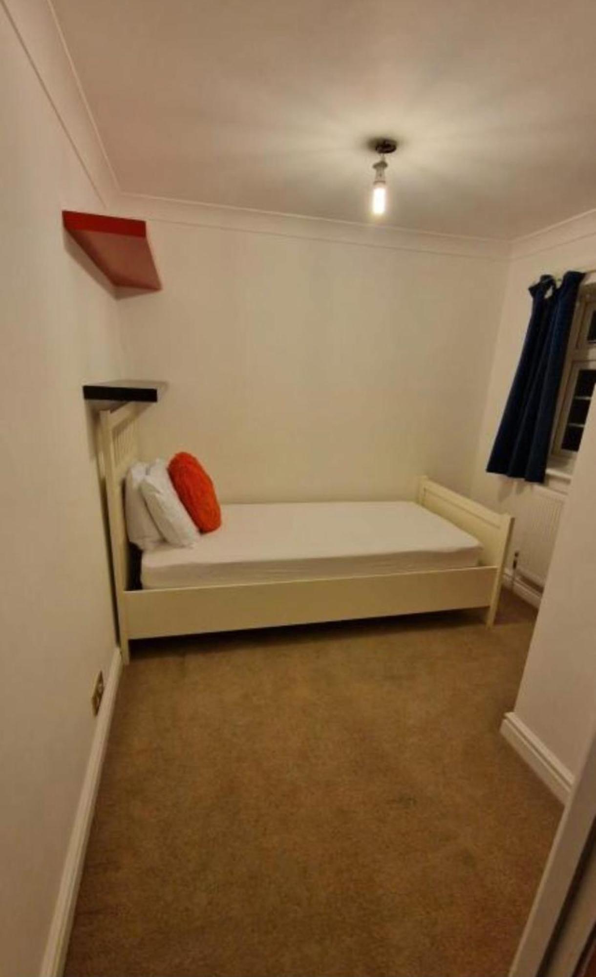 Snoozeden Westmead, Windsor Apartment ภายนอก รูปภาพ