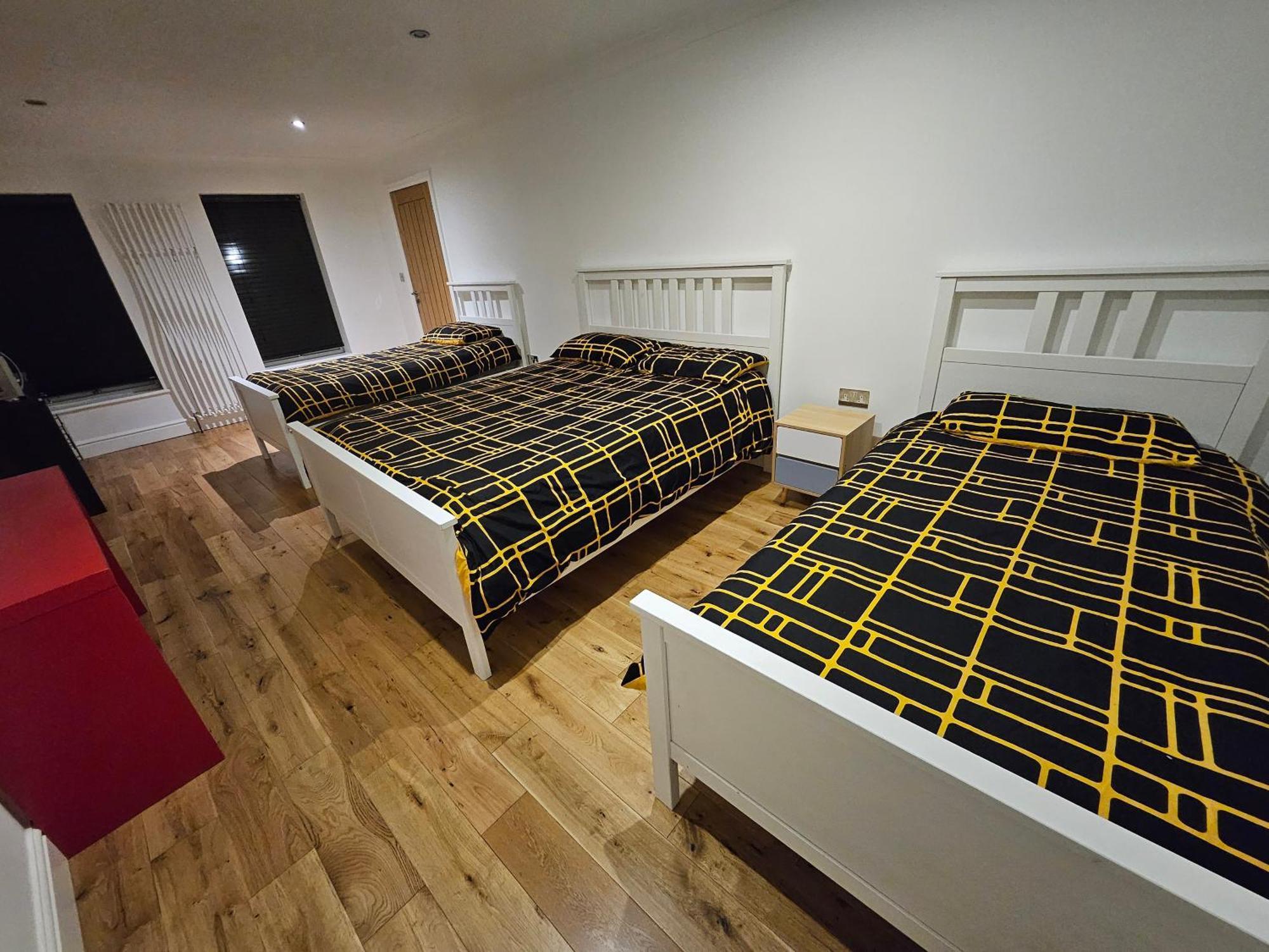 Snoozeden Westmead, Windsor Apartment ภายนอก รูปภาพ