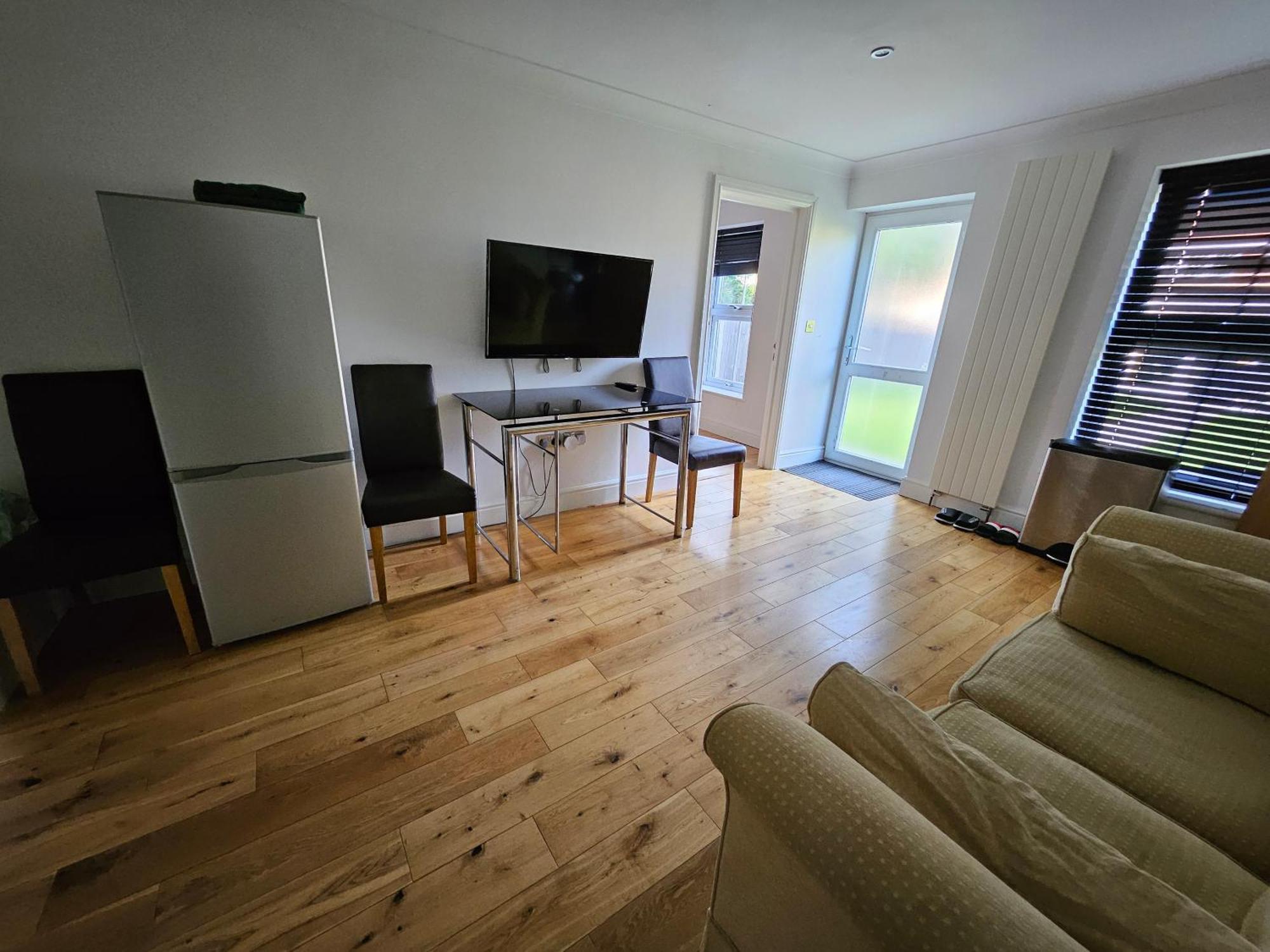 Snoozeden Westmead, Windsor Apartment ภายนอก รูปภาพ